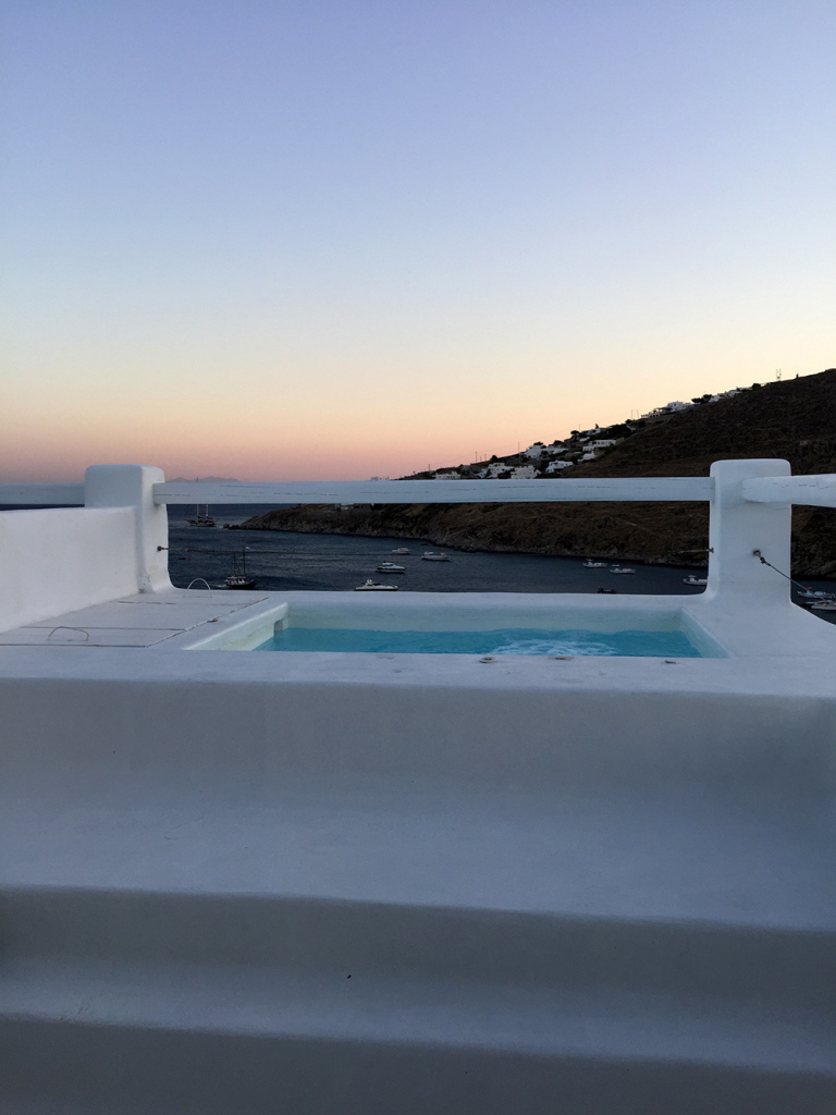 mode de vie fit mykonos blu hotel jacuzzi room and view