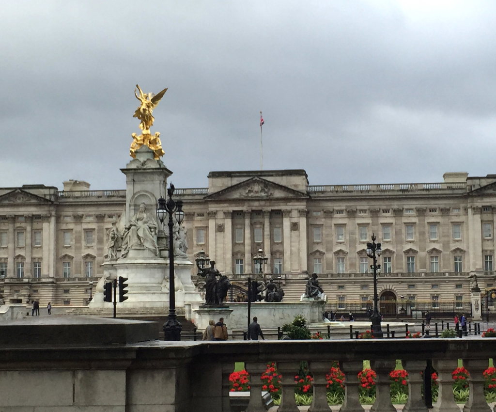 mode de vie fit london buckingham palace fountains