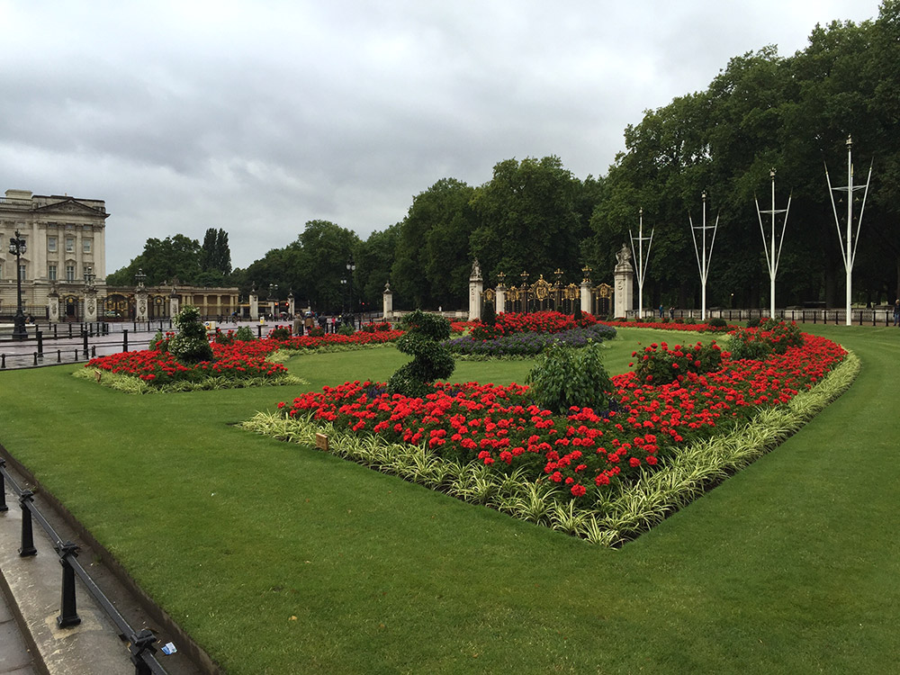 mode de vie fit shanna london buckingham palace gardens