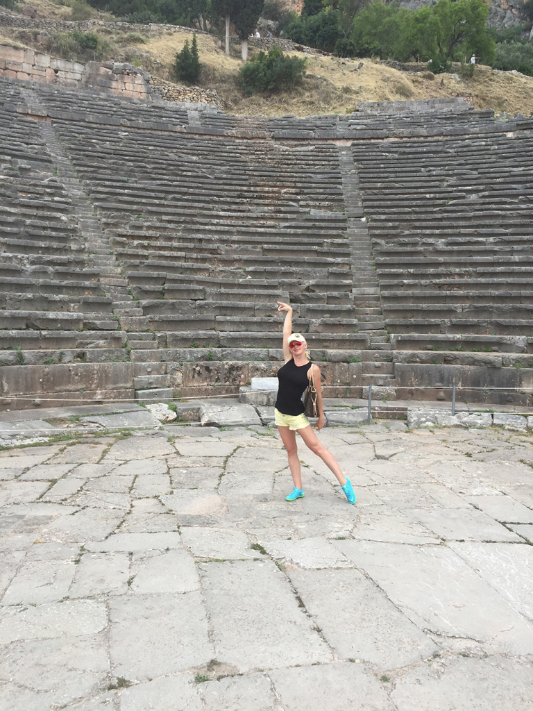 mode de vie fit delphi greece amphitheatre