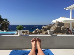 mode de vie fit shanna mykonos blu hotel poolside view