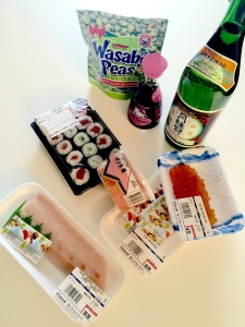 mode de vie fit shanna sushi sashimi sake wasabi pea photo