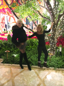 mode de vie fit shanna the wynn lobby photo op