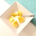 mode de vie fit shanna greek yogurt fresh pineapple healthy snack