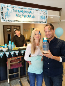 mode de vie fit shanna baby shower rod and meg daddy's sippy cup