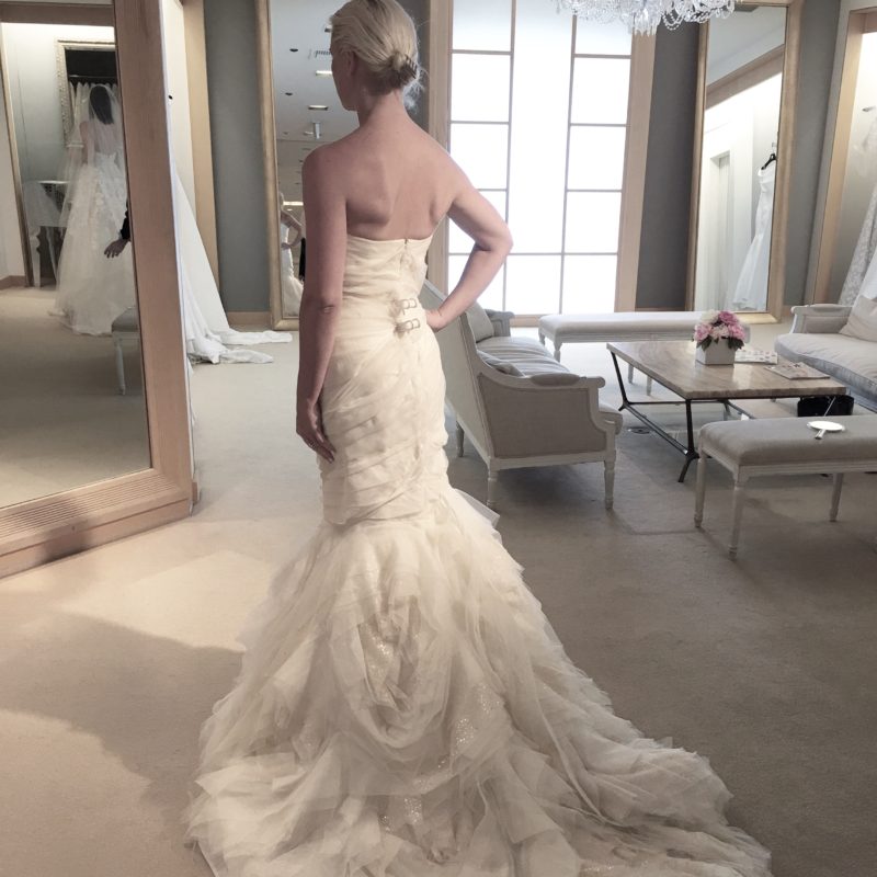 mode de vie fit shanna wedding dress shopping vera wang