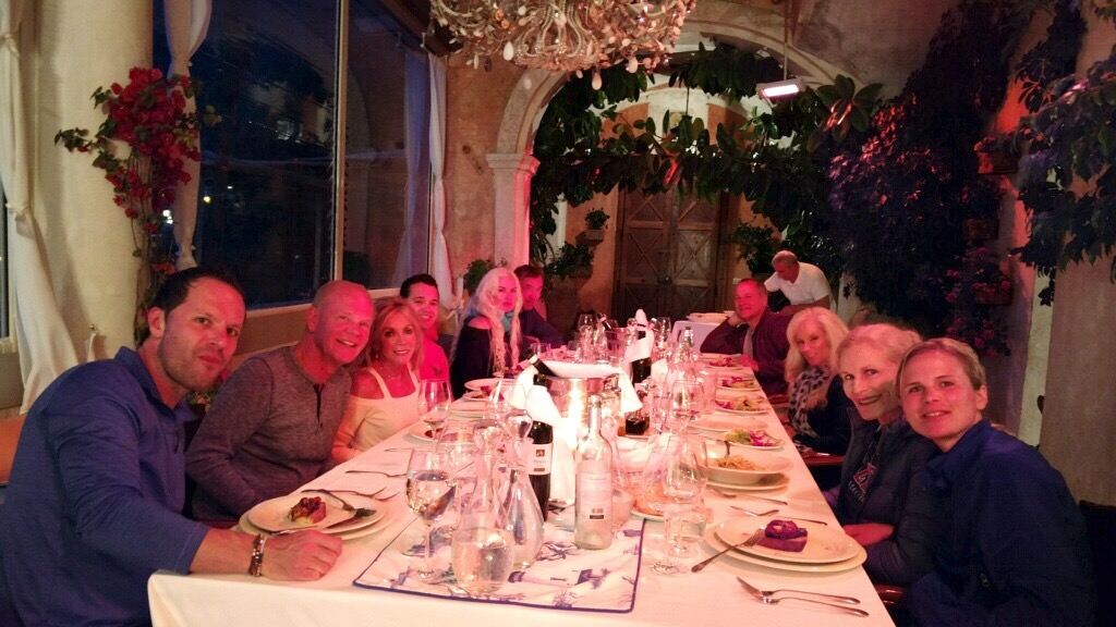 mode de vie fit shannan positano villa dinner 