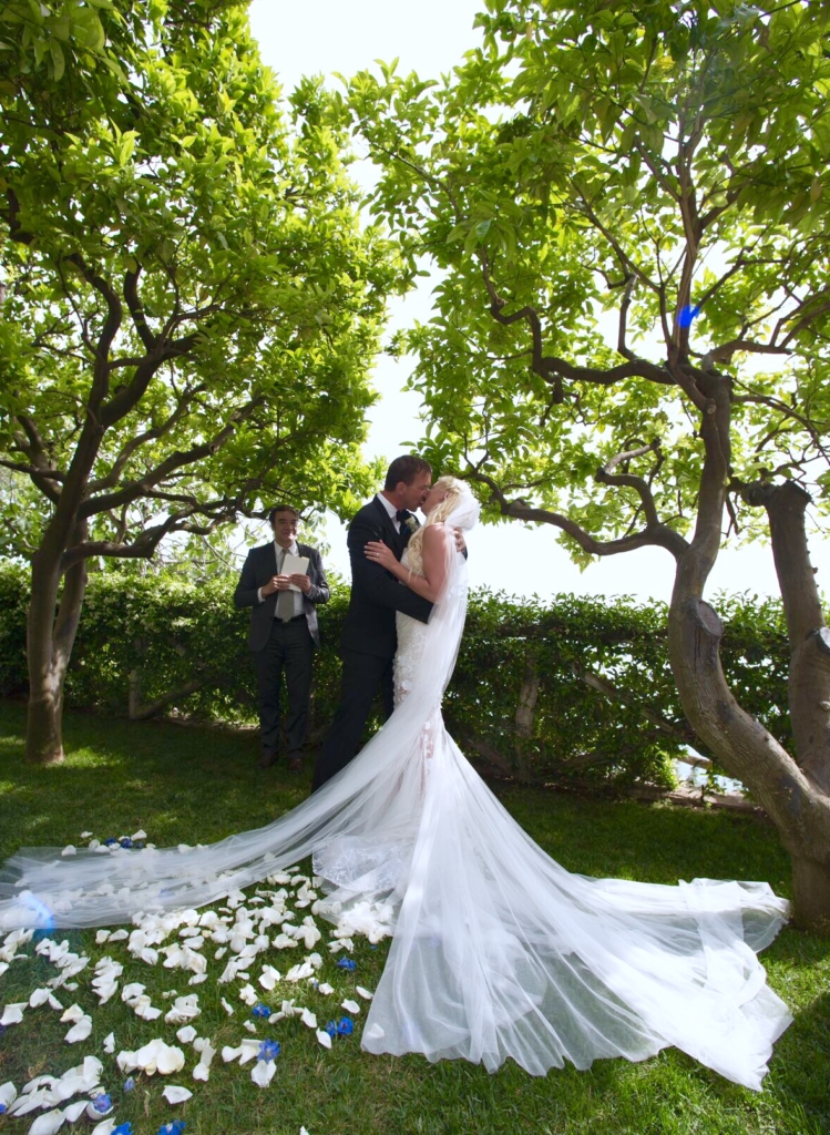 mode de vie fit shanna our positano wedding ceremony